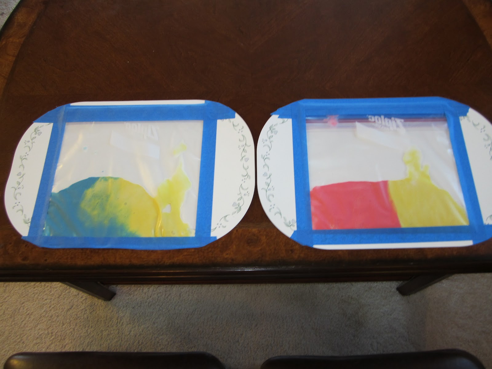 Erratic Momma Mess Free Finger Painting!