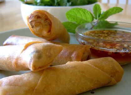 ปอเปี๊ยะทอด_Fried Spring Rolls_揚げ春巻き