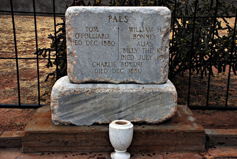 billy the kid grave stone. about Billy the Kid and