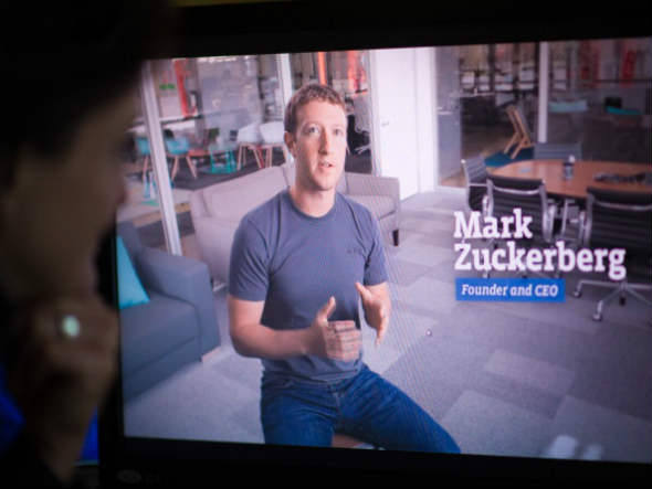 Um pouco mais -MARK ZUCKERBERG EM 37 FOTOS size_590_Zuckerberg10