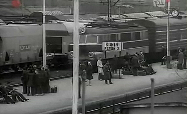 Motyw kolejowy w polskim filmie Seksolatki (1971)