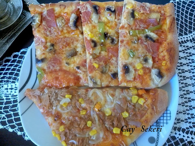 Cay Sekeri Ton Balikli / Mantarli Pizza