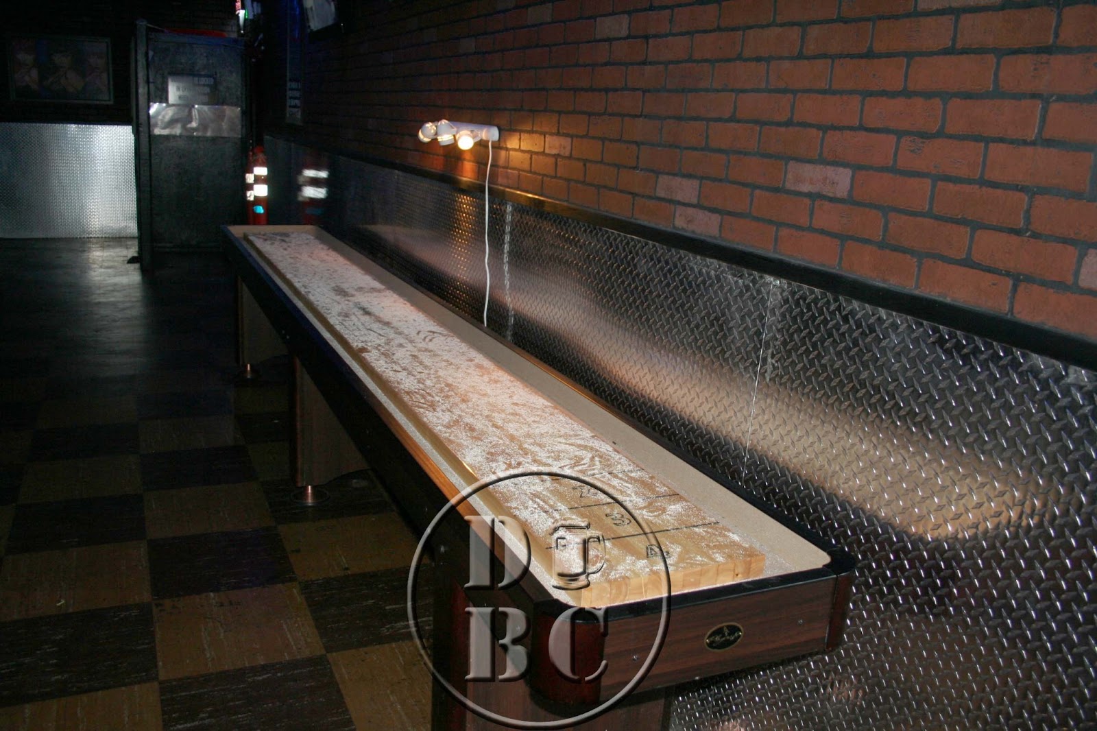 DiveBar Culture Black Light District, Long Beach, CA