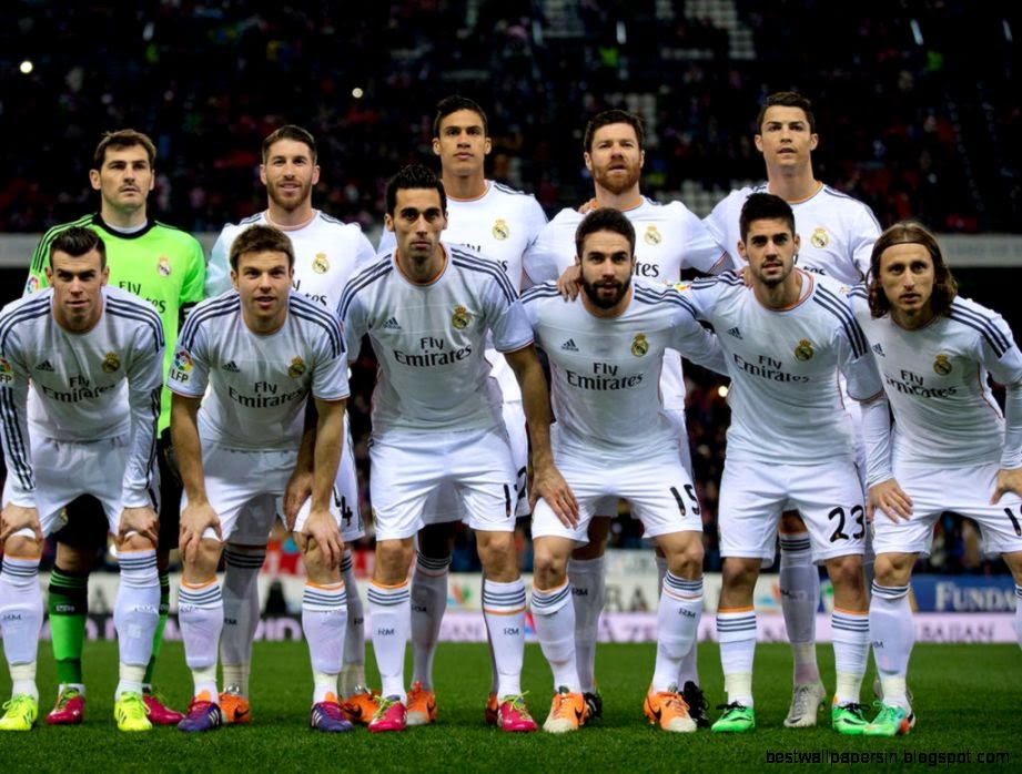 Copa del Rey » News » Football Real Madrid fans jam streets to Copa del Rey » News » Football Real Madrid fans jam streets to