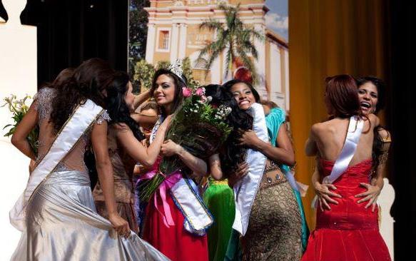 Miss Nicaragua 2012 Semifinalists Keykoll Montalvan,Reyna Perez
