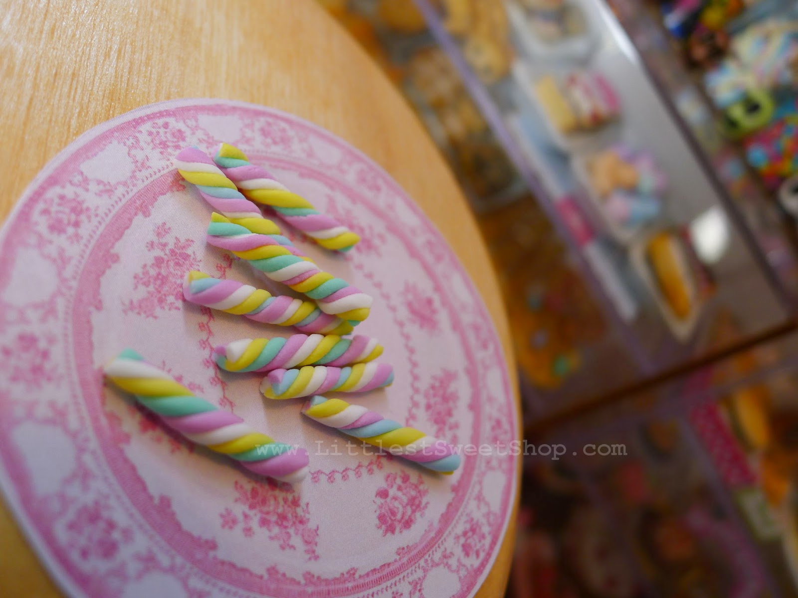 Littlest Sweet Shop New in Marshmallow mushrooms, flumps and white