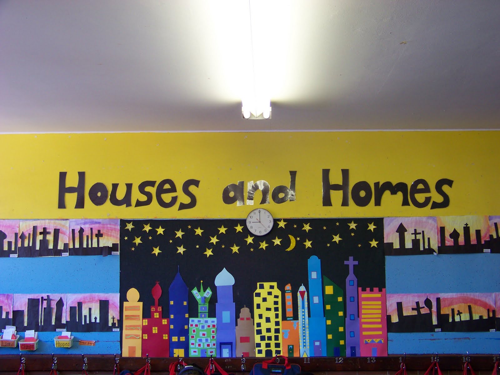 Grade 4P Online Our Classroom Mural Houses and Homes