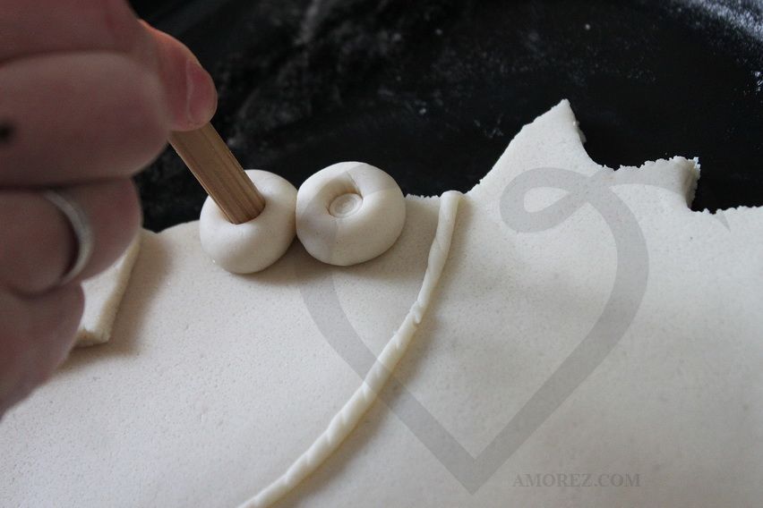 Фаллоимитатор Из Соленого Теста