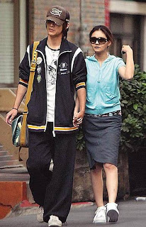 Taiwan Celebrities Gossip: The Ex-Couple Vic Zhou & Barbie Hsu
