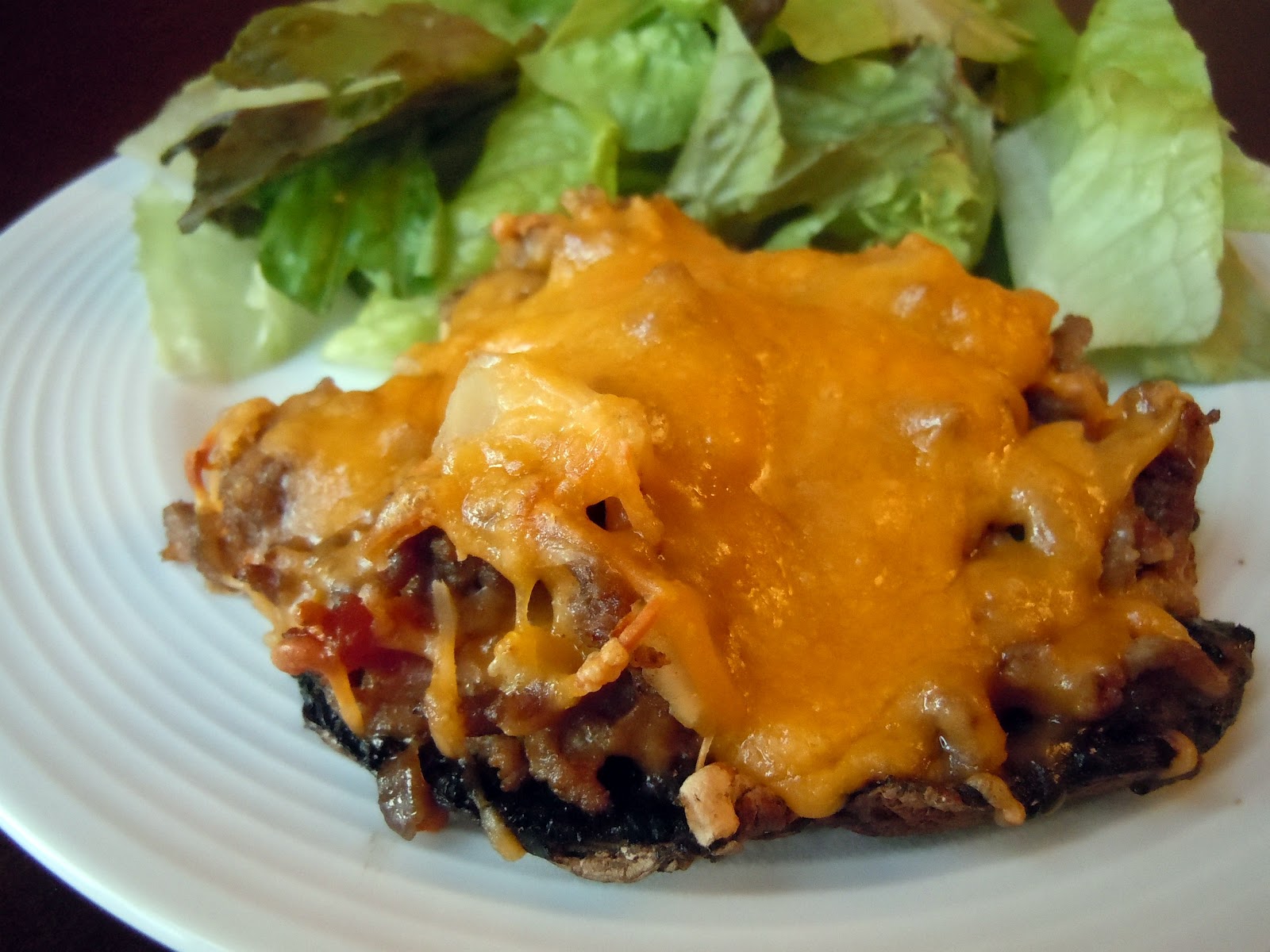 The Savvy Kitchen: Cheeseburger Stuffed Mushrooms