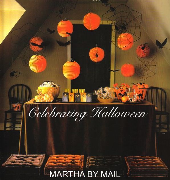 i decided to make it easy for all of you who love collecting martha by mail and adore celebrating halloween by combining the best ideas that were once a