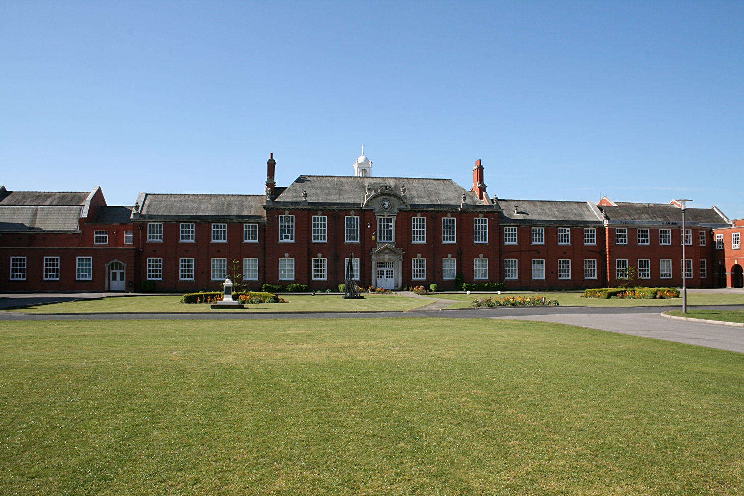 Memorials King Edward and Queen Mary School, Lytham St Annes