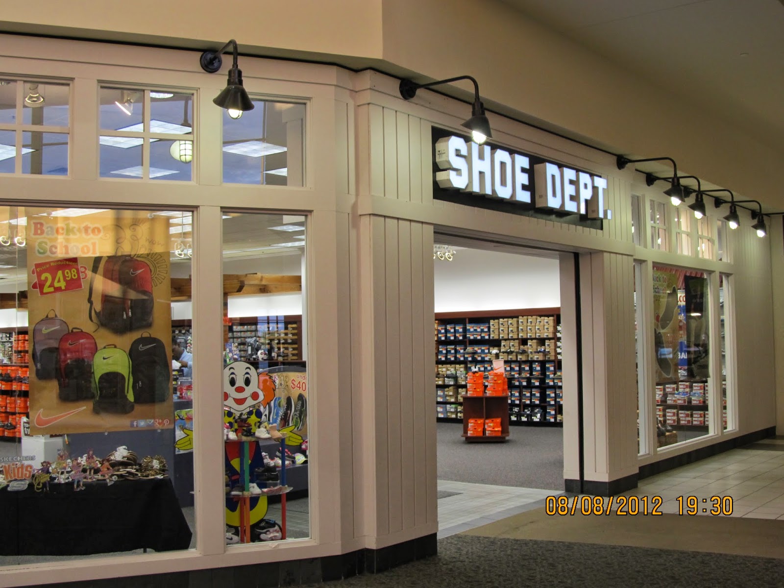 Trip to the Mall Eastland Mall (Bloomington, IL)