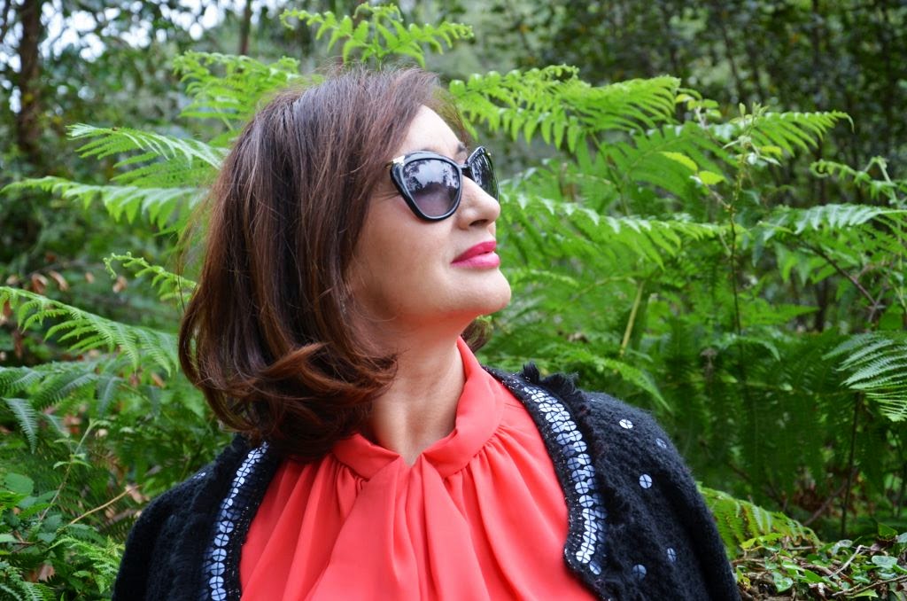 Sola ante el Espejo: octubre 2013