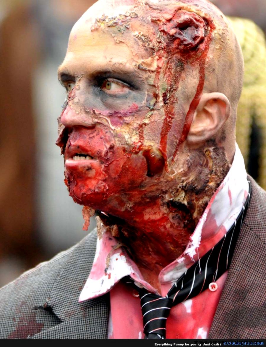Zombie walk funny images pictures photos funny people scary Zombie walk funny images pictures photos funny people scary