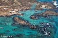 http://www.diariosdeunfotografodeviajes.com/2009/12/viaje-la-isla-de-lobos-1.html