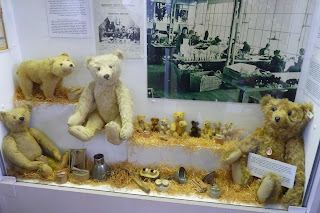 Ositos de peluche Steiff del Spielzeugmuseum. Ositos de peluche Steiff del Spielzeugmuseum.