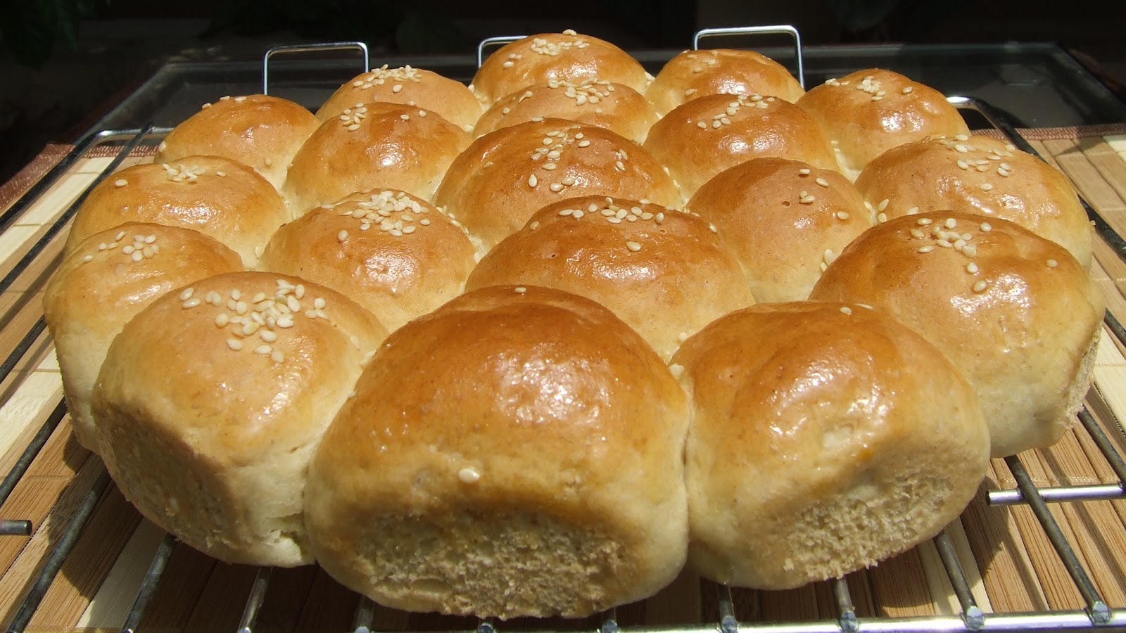 mini+bread+rolls+2.jpg
