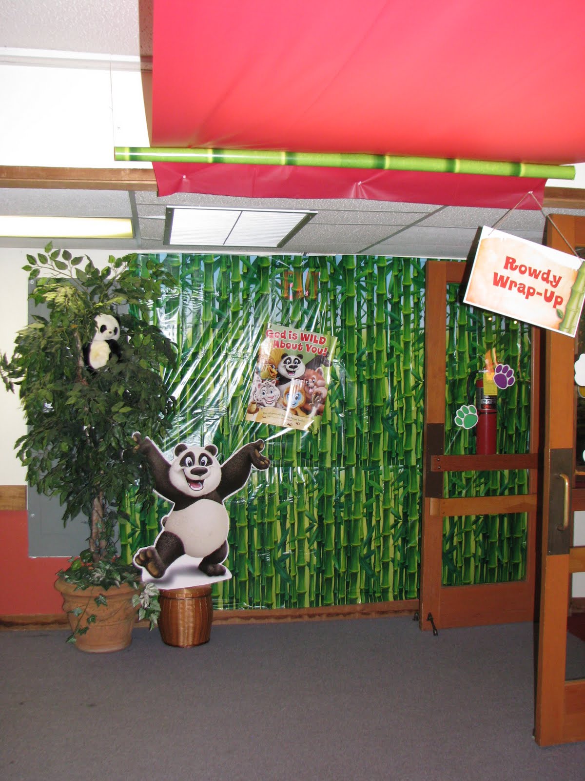 nutmeg creations: Vacation Bible School Decorations