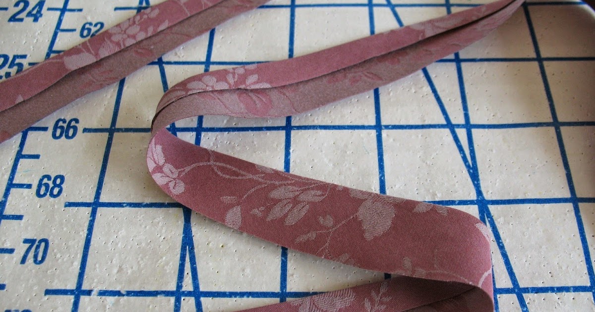 Lilacs & Lace Finishing a Hem with Bias Tape A Tutorial