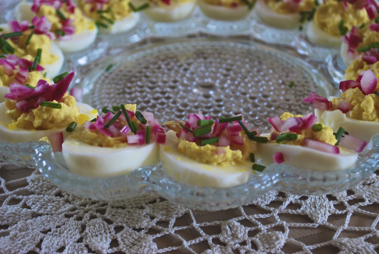 "Pointless" Meals Deviled Eggs with Pickled Onion