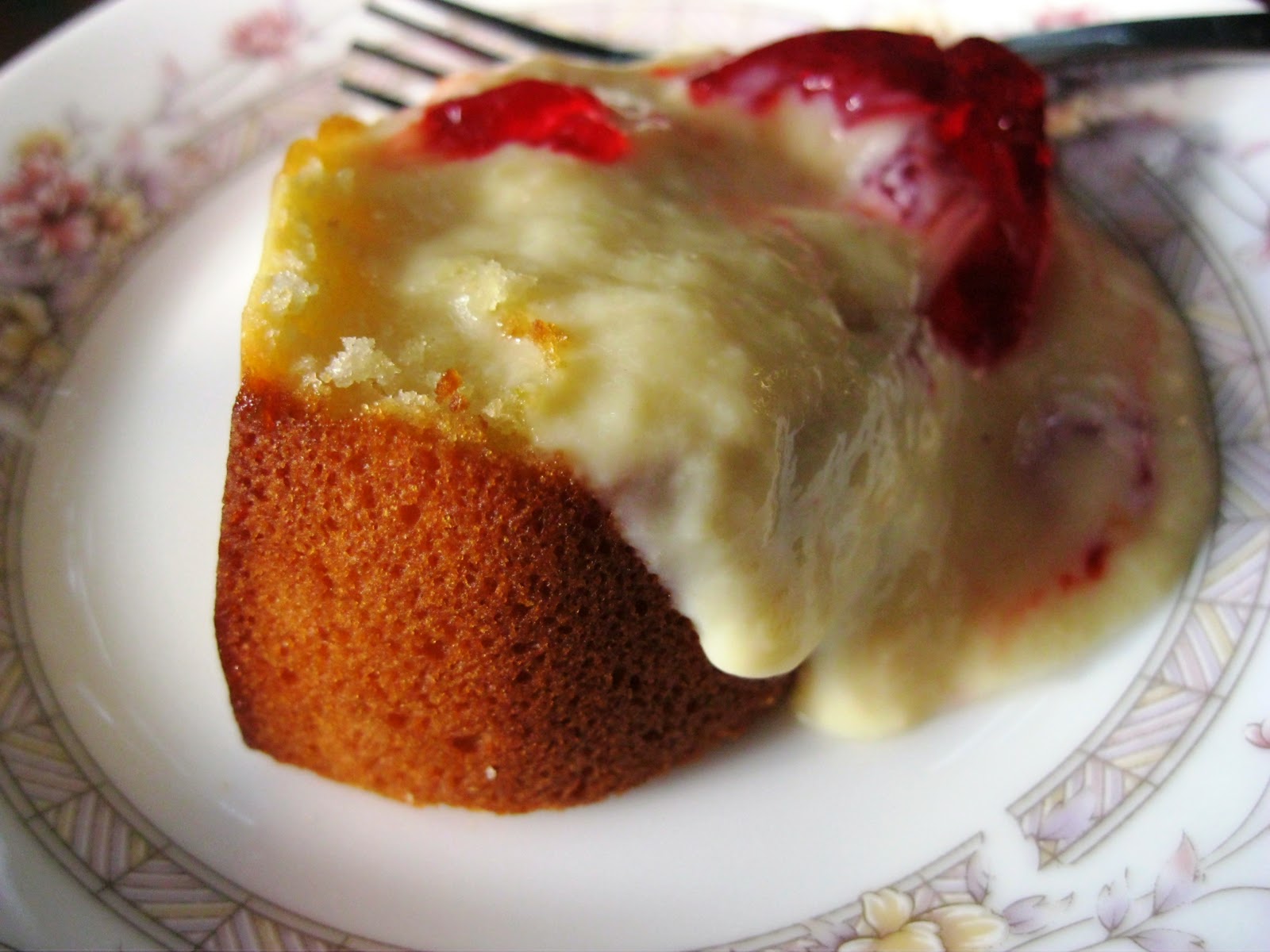 Mmm. Food. Spanish Saffron Orange Cake/The Sunshine Cake.