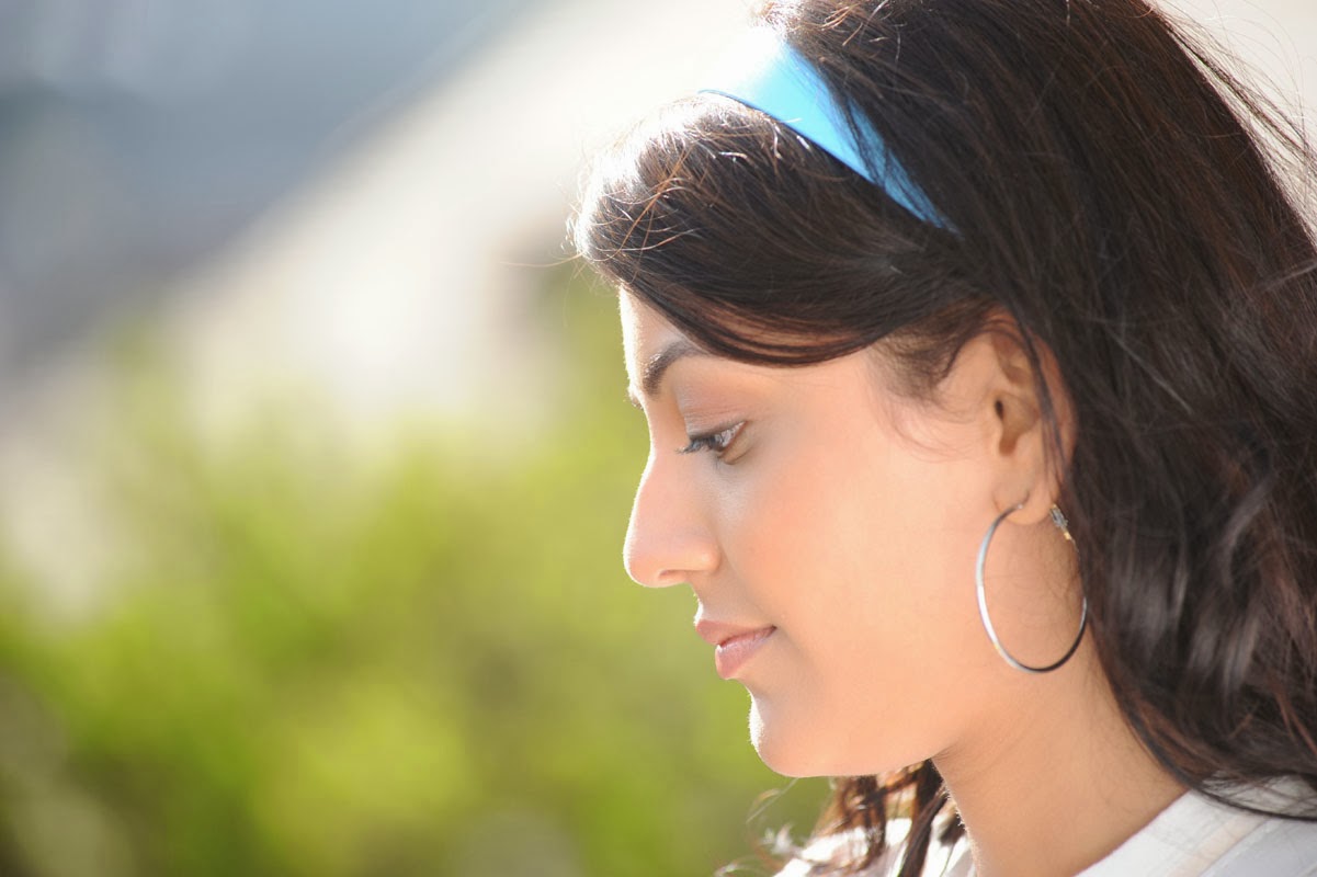 Free Download HD Wallpapers: Kajal Agarwal HD Wallpapers