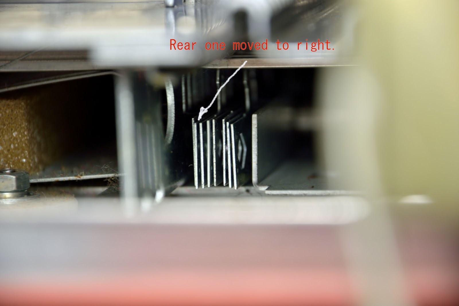 Sirpete's Pic's Brother KH950i knitting machine...........needle