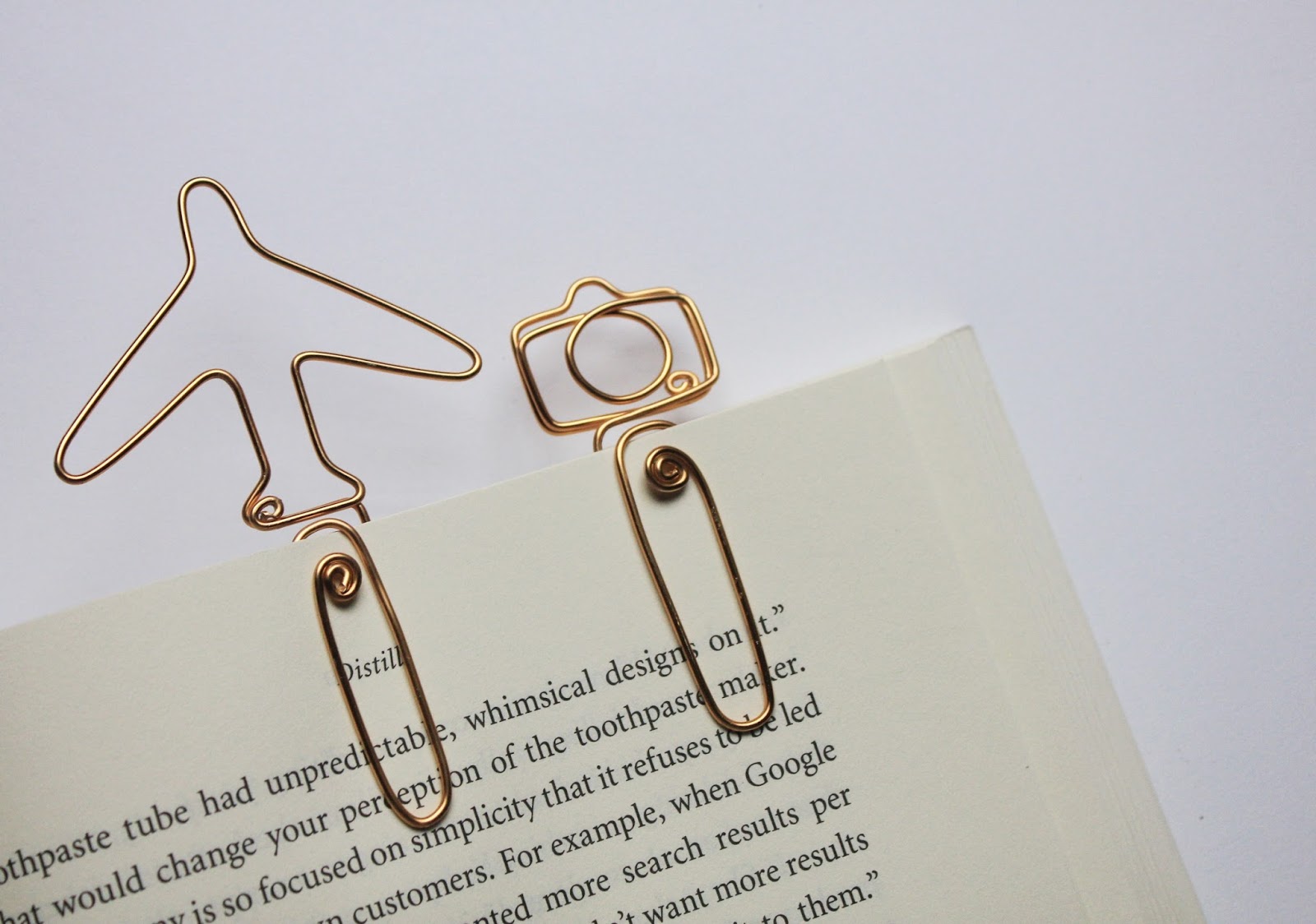 Happy to Leekha Handmade Wire Clips/Bookmarks