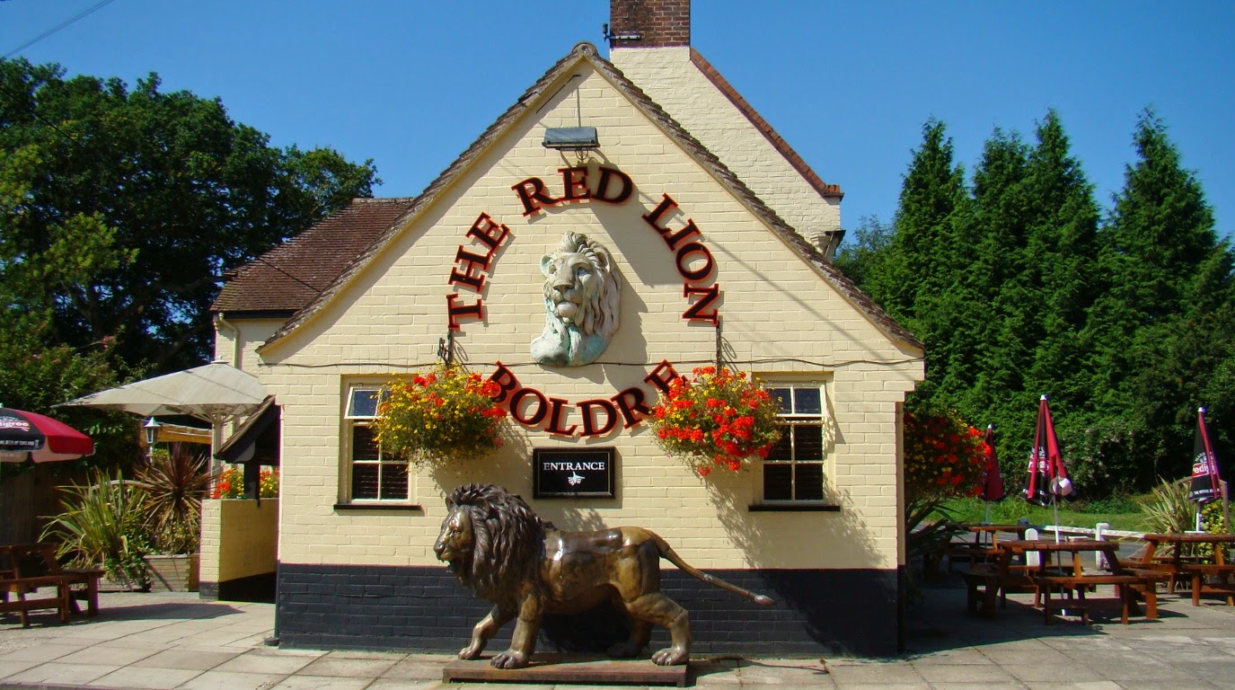 The Red Lion, Boldre, Lymington, Hampshire www.aroundaboutbritain.co.uk
