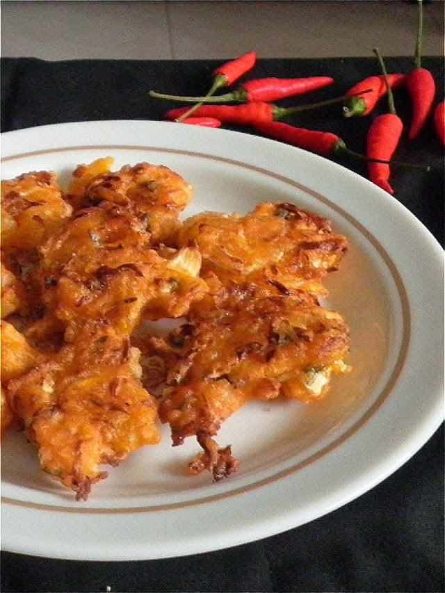TREAT & TRICK CABBAGE FRITTERS GLUTEN FREE