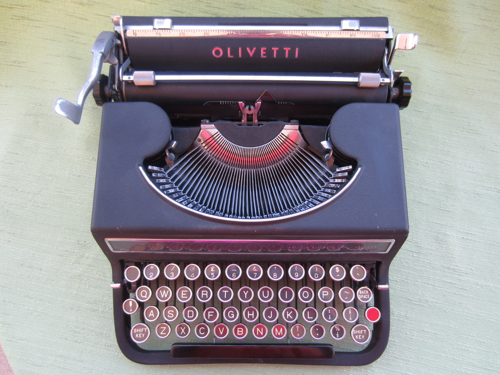 Retro Tech Geneva Visual Typewriter Index