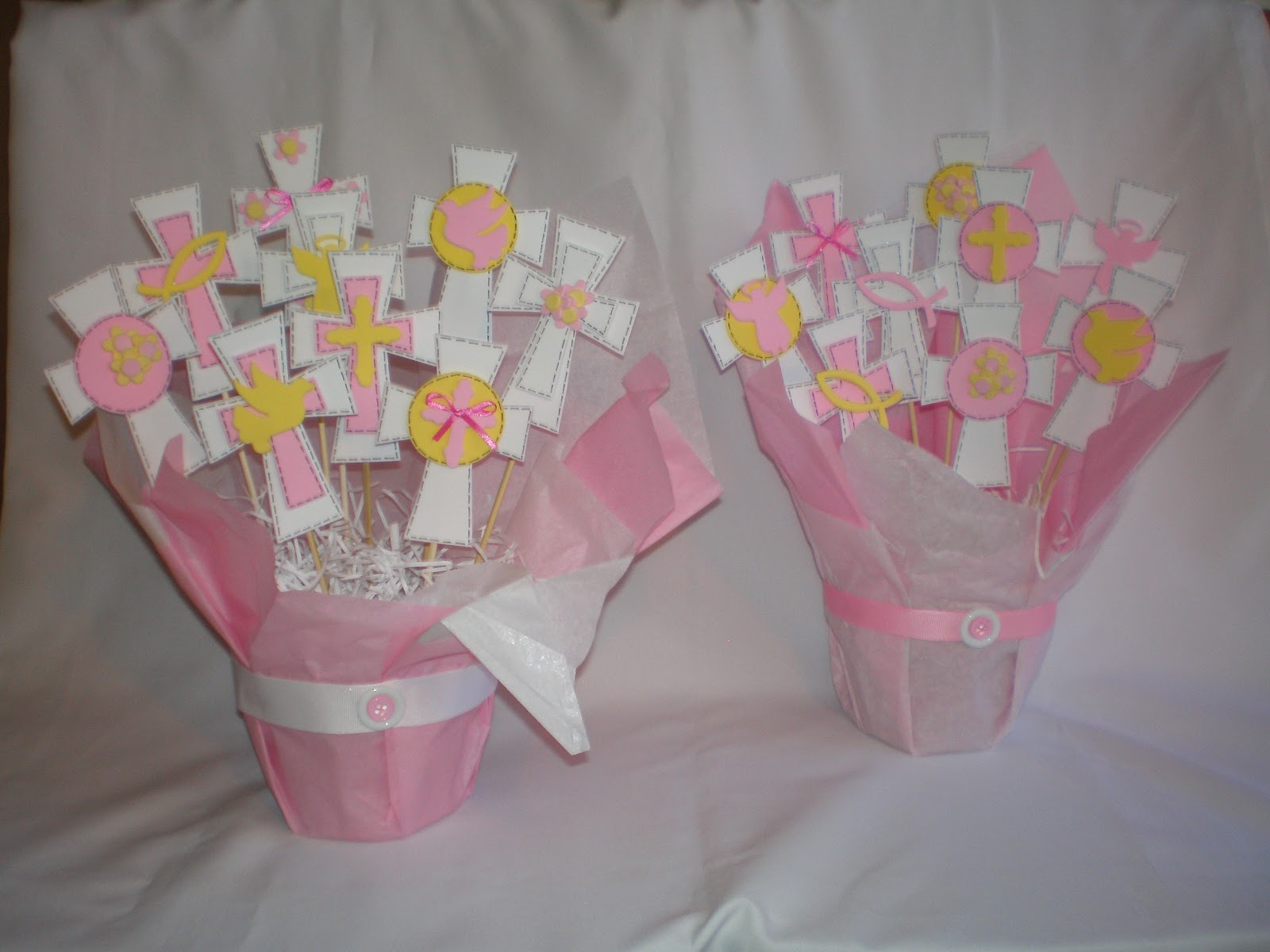 CRAFT BEE COMMUNION CENTERPIECES
