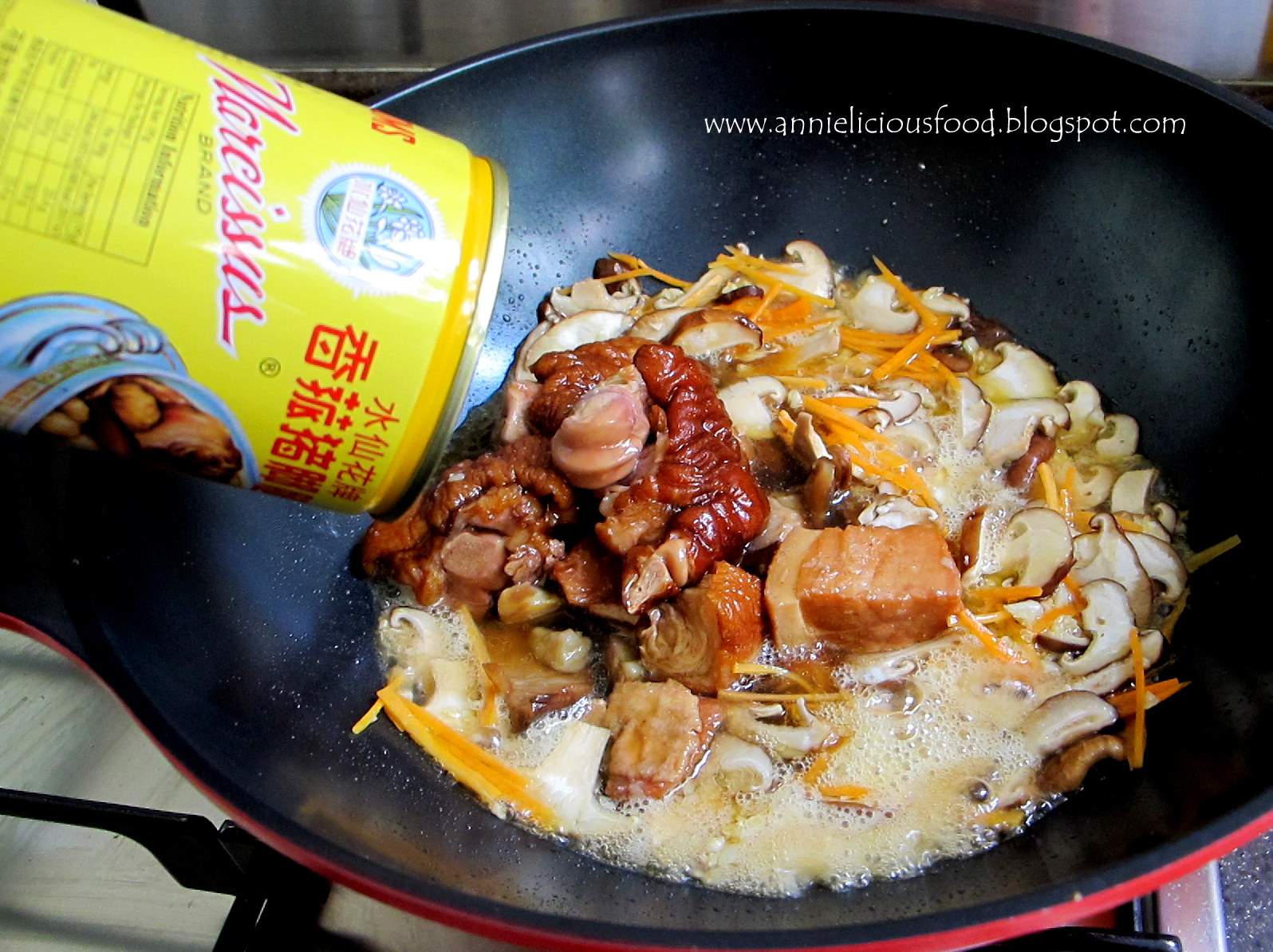 Annielicious Food Pig Trotters Bee Hoon (猪脚米粉)