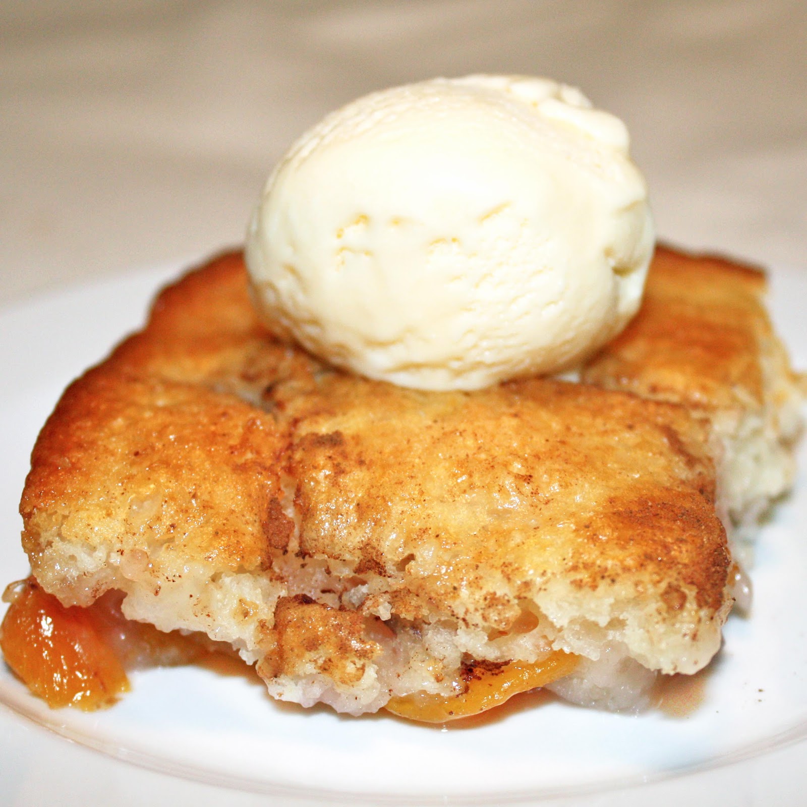 Young Idealistic Baker: Paula Dean's Peach Cobbler