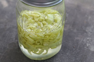pickled banana peppers
