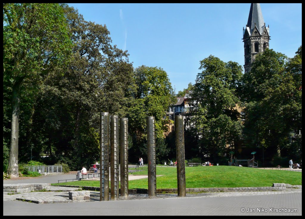 Brunnensäulen im Deweerthschen Garten DenkmalWuppertal.de