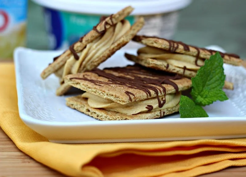 Quick and Easy Frozen Peanut Butter Snack Squares: #AddCoolWhip #shop #dessert