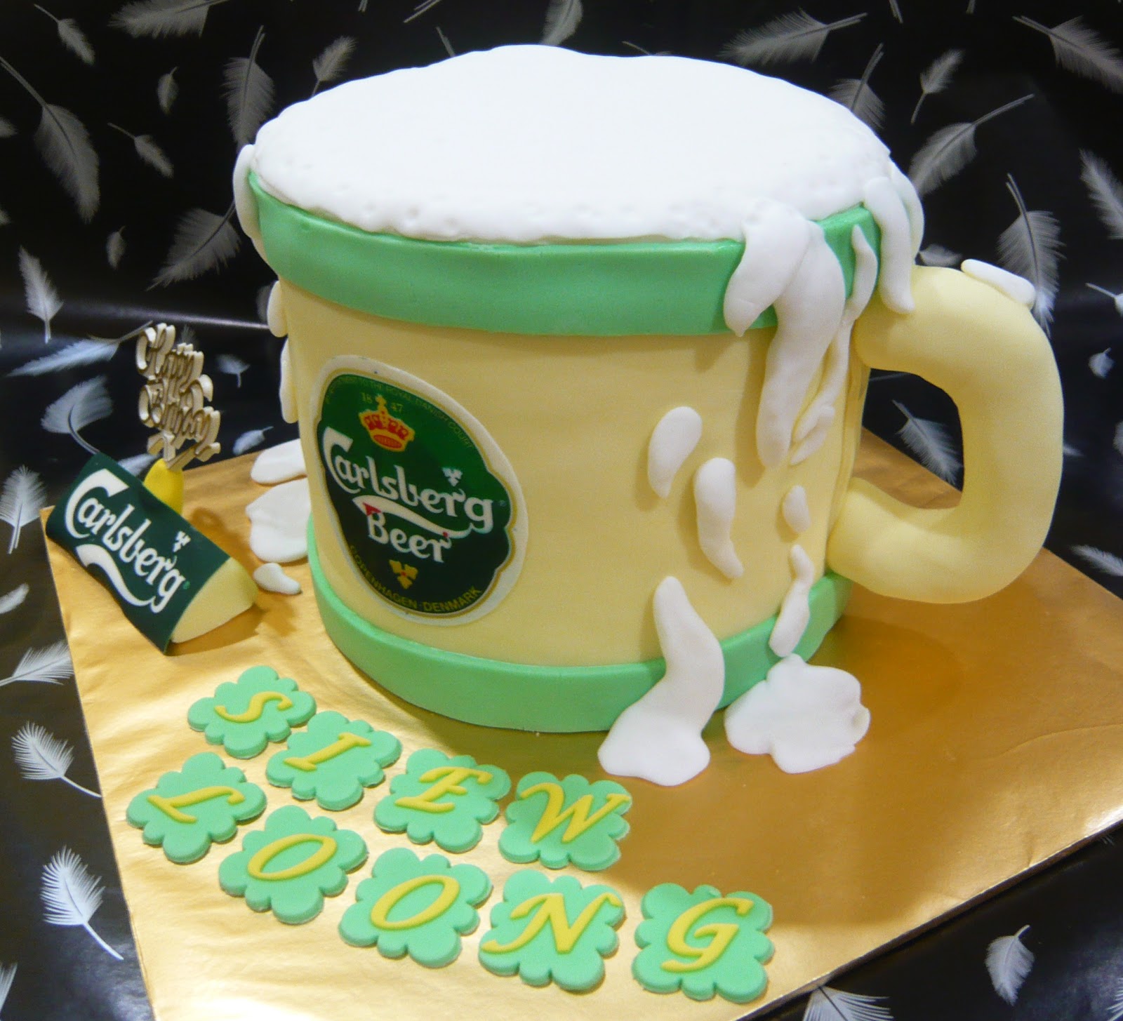 Jenn Cupcakes & Muffins Carlsberg Mug Cake