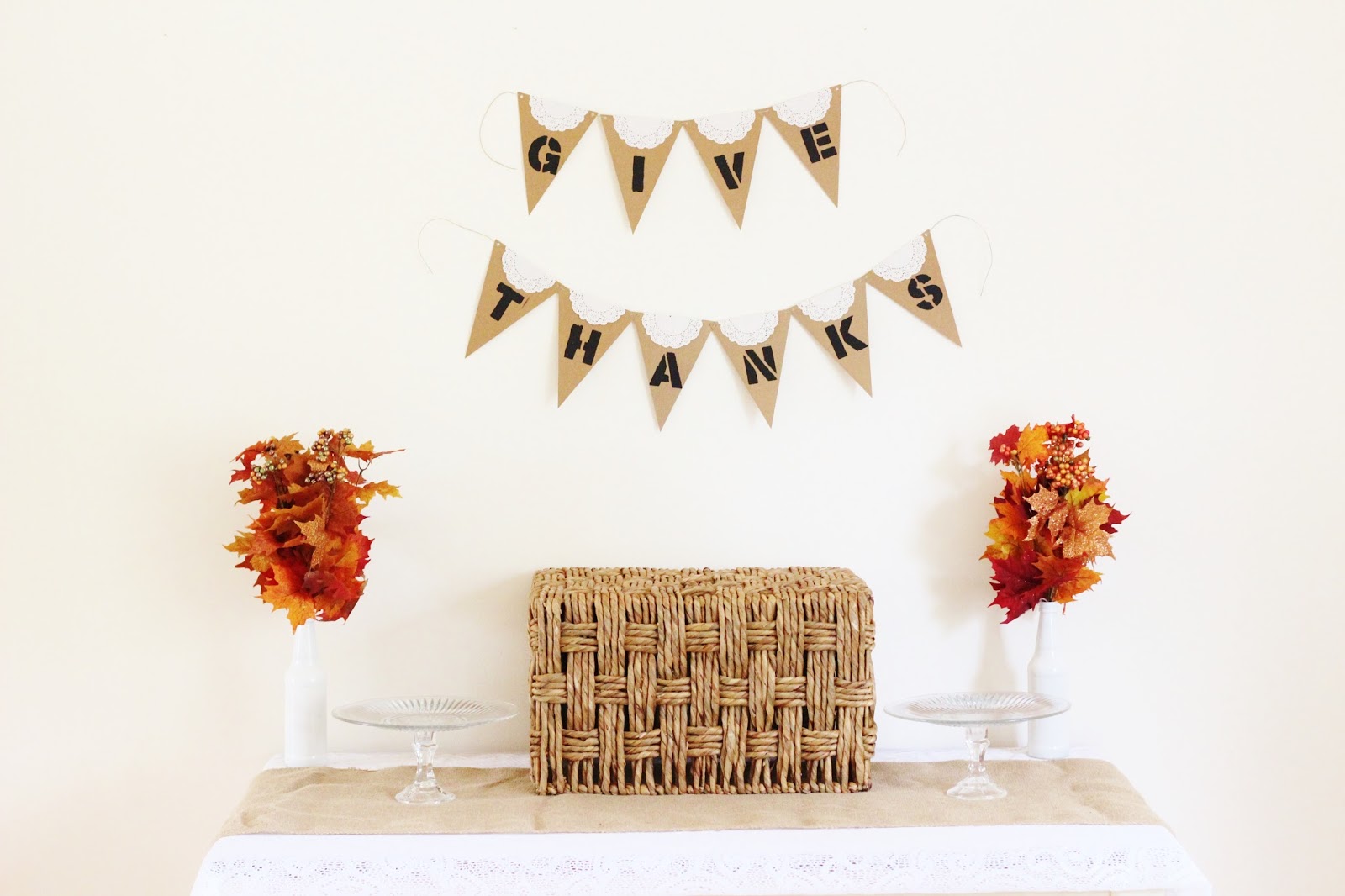 A Thanksgiving Dessert Bar Mini Pumpkin Pie Recipe The