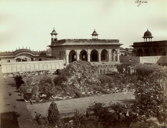 Khas+Mahal+of+Agra+Fort+-+India+1875