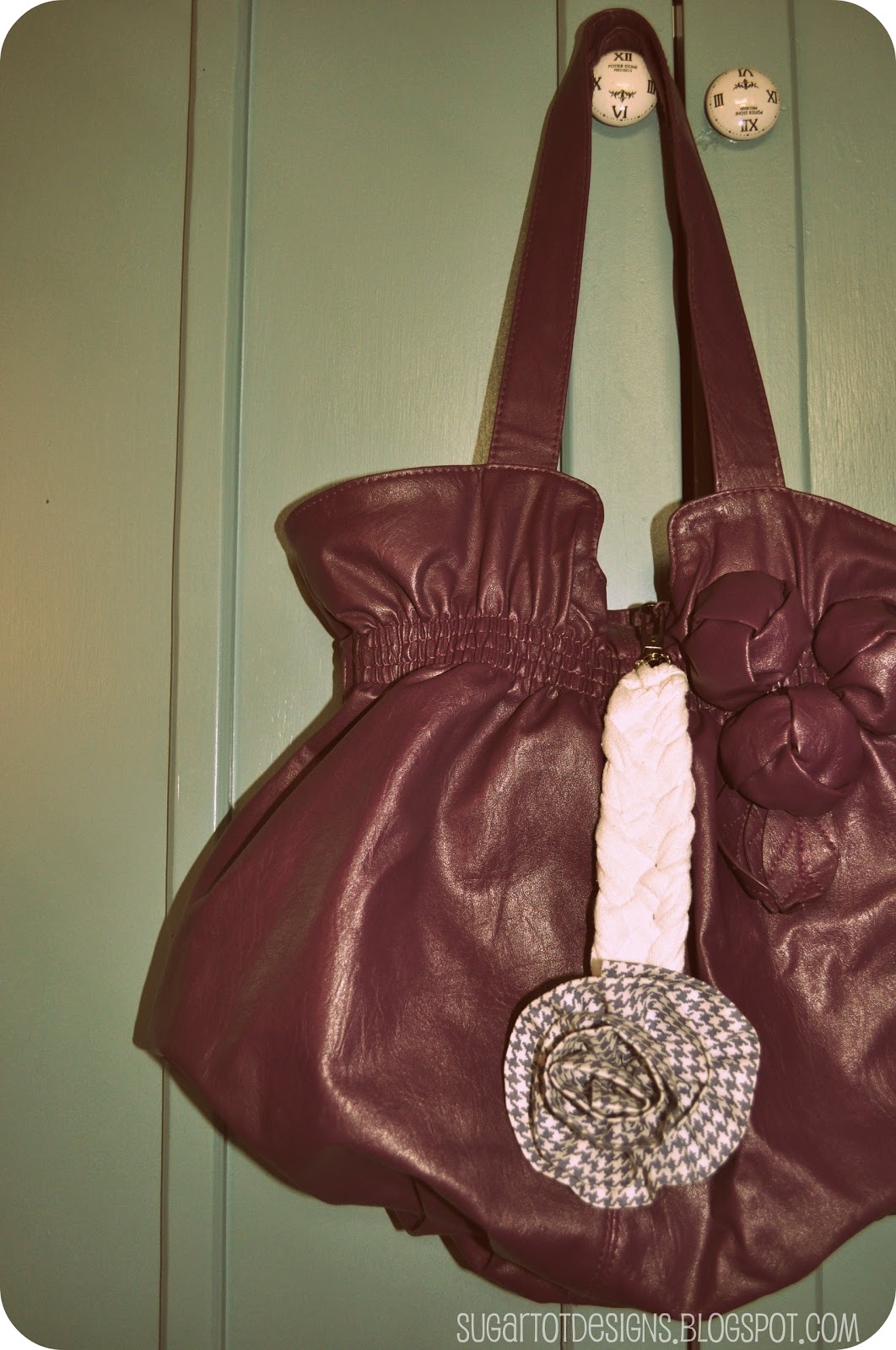 sugartotdesigns Fabric Flower Keychain Tutorial