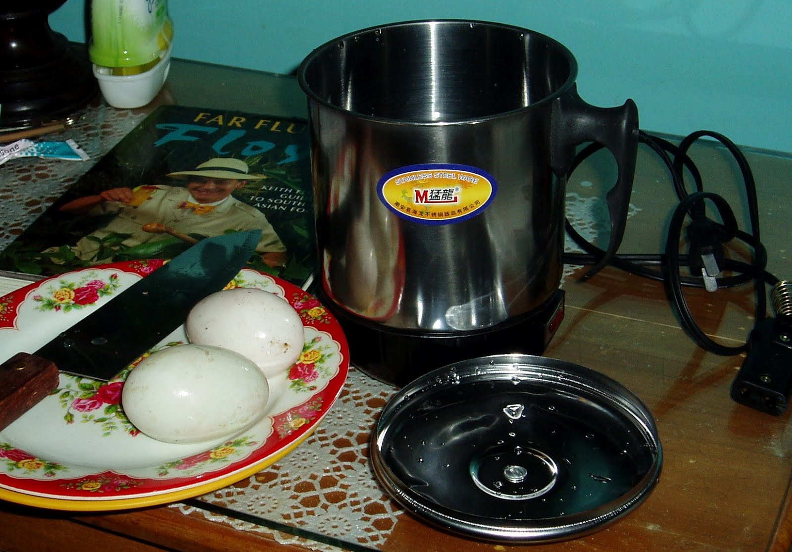 CHEF SANDWICH Cooking In A Kettle A Delicious Breakfast Of Boiled