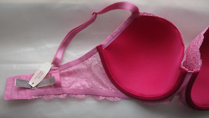 New With Tags Victorias Secret Dream Angels Lace Lined Demi Bra 32DD 