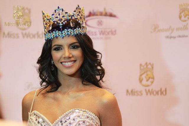 Ivian Lunasol Sarcos Colmenares : Miss World 2011 ivian sarcos,miss world 2011 winner