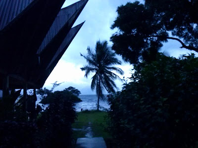 Senja Merona di Pulau Samosir 
