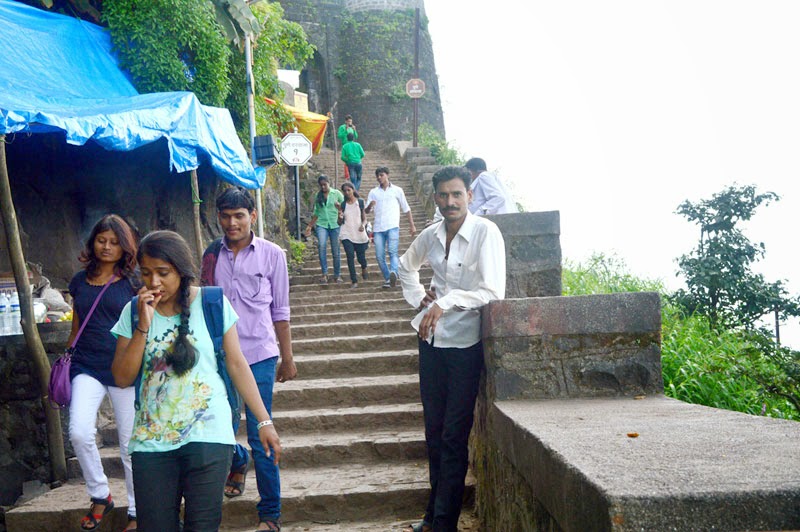 Girls boys at Sinhgad fort girl boy