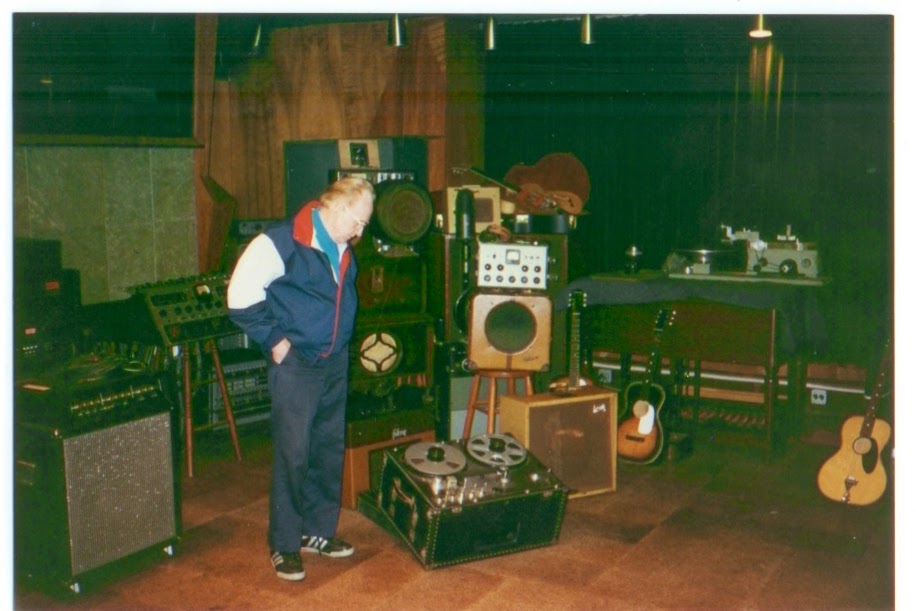 Music Industry Views, News & Reviews Happy 99th Birthday Les Paul!