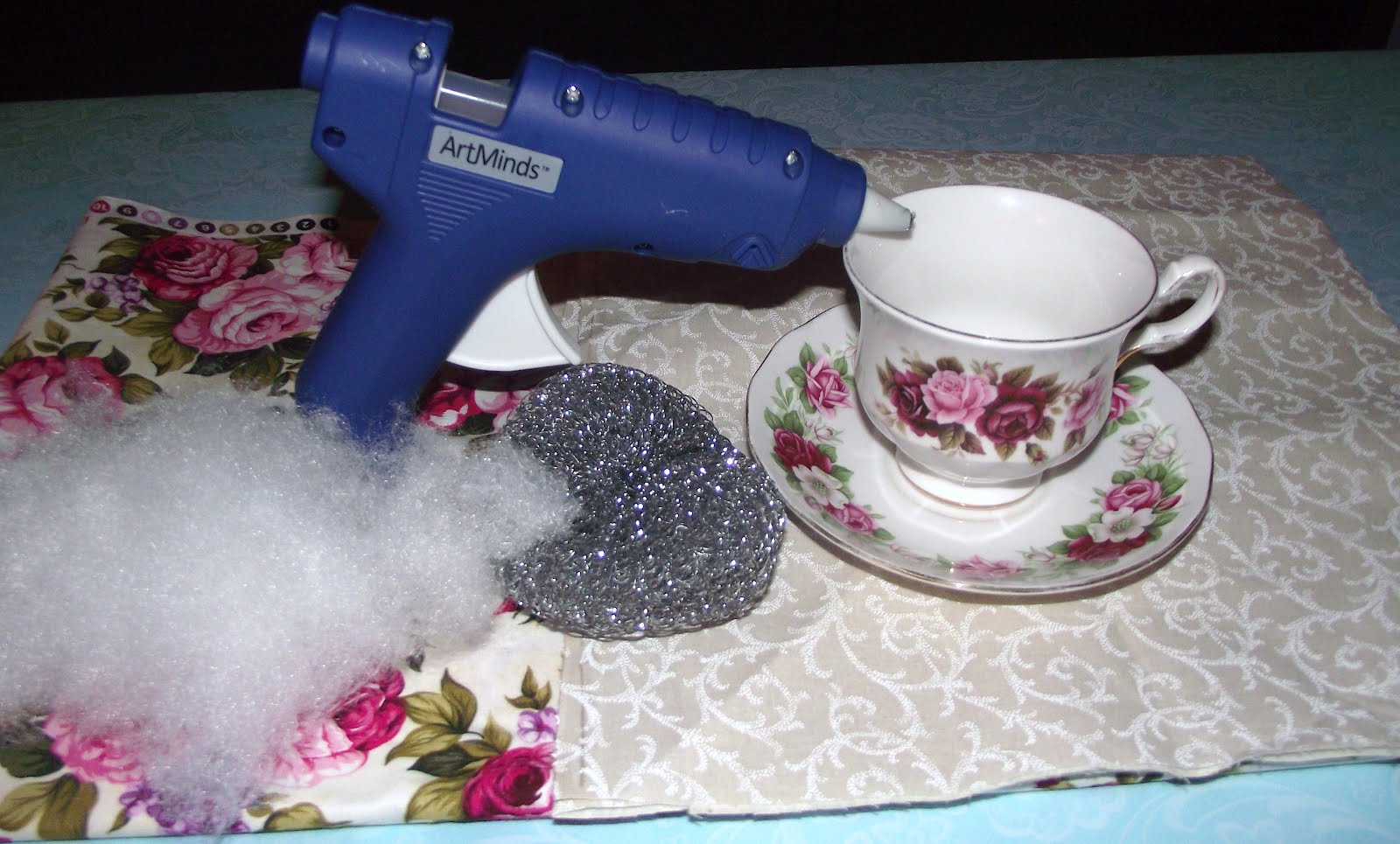Carman's Corner Tea Cup Pincushion