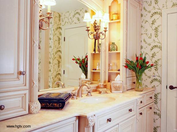 Arquitectura de Casas: Baño decorado con mosaicos exquisitos.